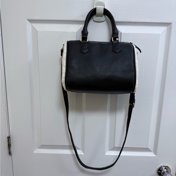 NWT Juicy Couture Black Flashback Satchel with White Logo - Picture 7 of 7
